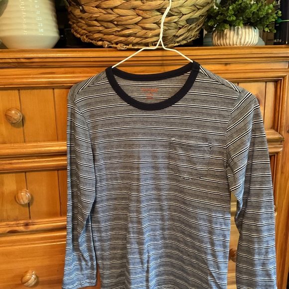 Boys 4 long sleeve t shirts - Picture 3 of 6